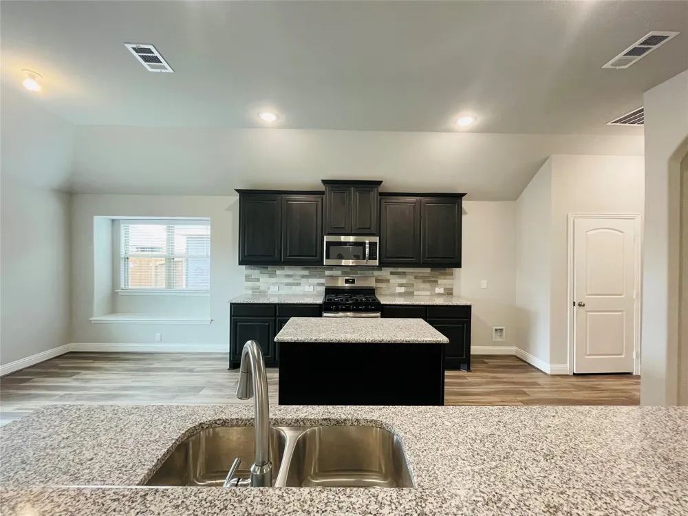 337 Van Buren Drive Forney, TX 75126