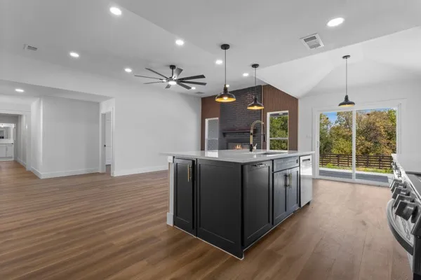 5000 Edgewater Drive Rowlett, TX 75088