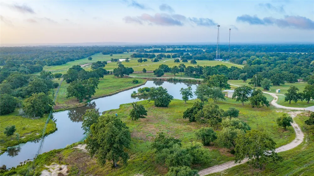 1777 Fm-1361 Somerville, TX 77879