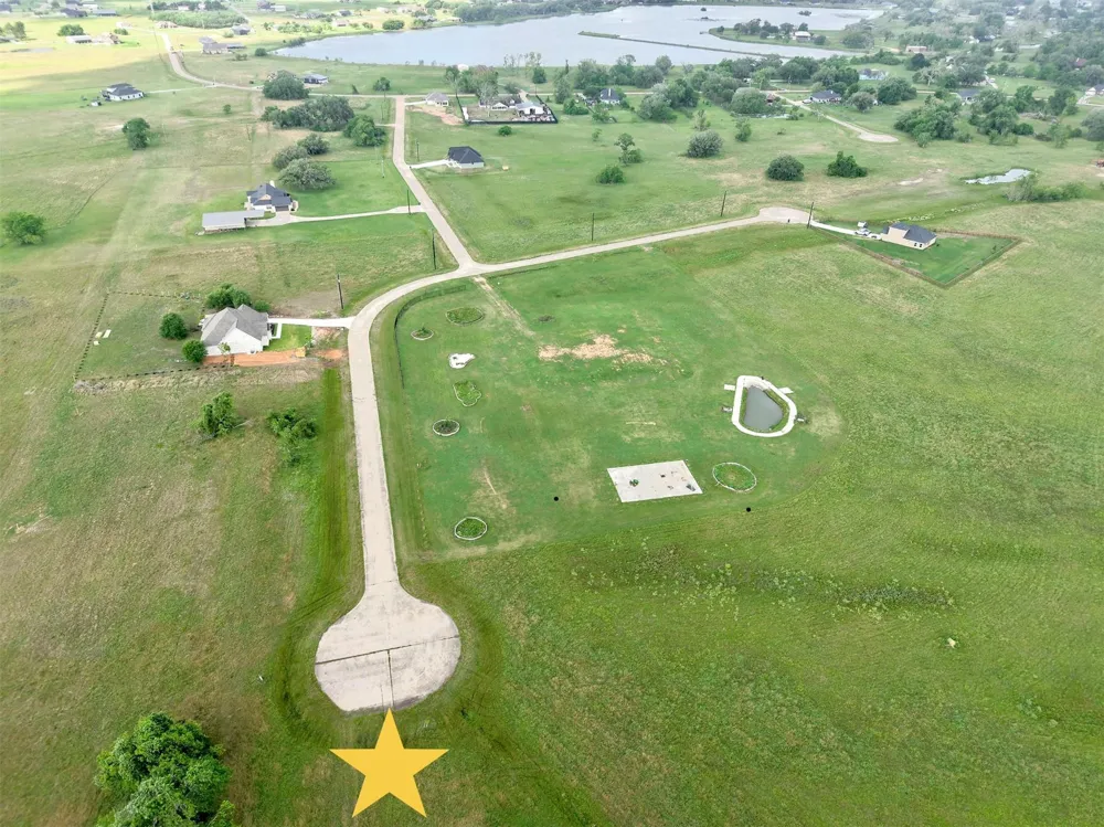 248 Cripple Creek Lane Angleton, TX 77515