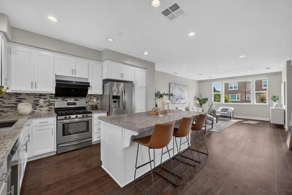 38939 Snapdragon Place Newark, CA 94560