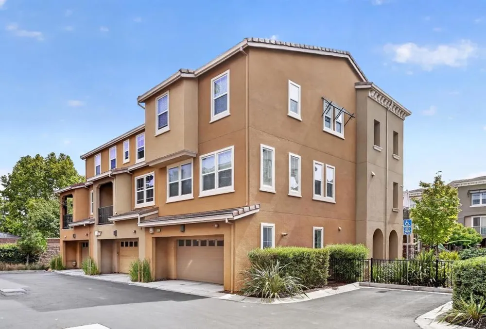 38939 Snapdragon Place Newark, CA 94560