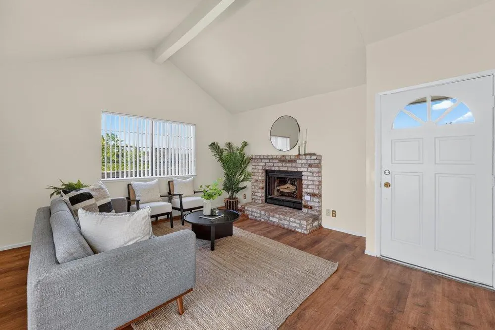 1008 Sunbird Drive Watsonville, CA 95076