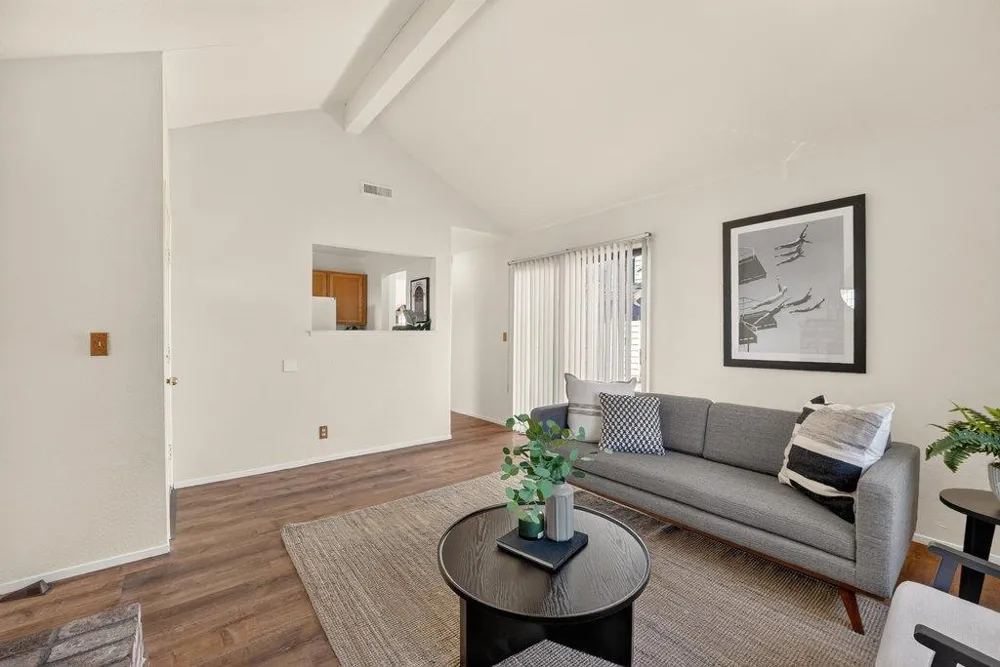 1008 Sunbird Drive Watsonville, CA 95076