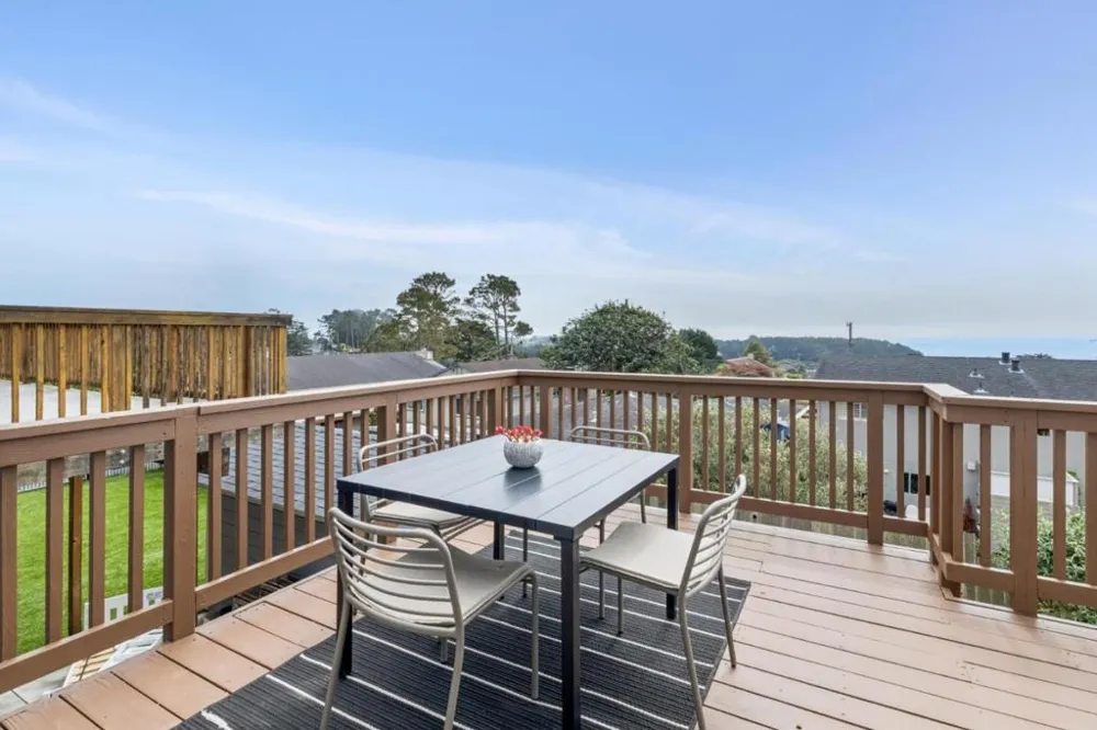 830 Buena Vista Street Moss Beach, CA 94038