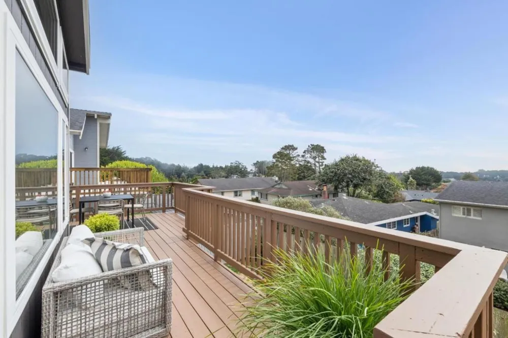 830 Buena Vista Street Moss Beach, CA 94038