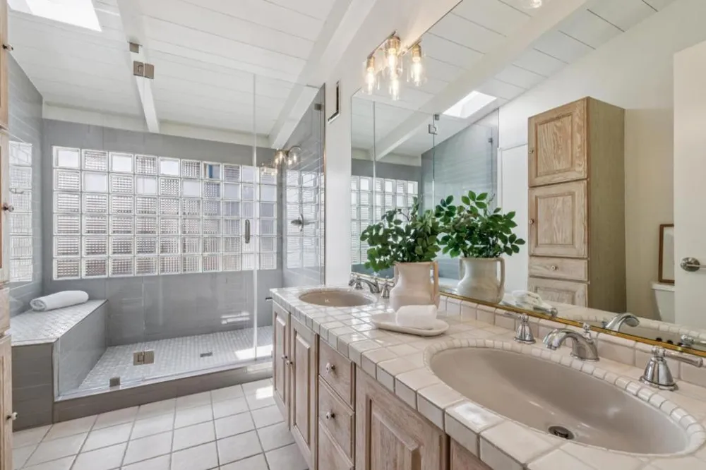 830 Buena Vista Street Moss Beach, CA 94038