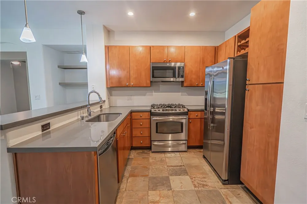 24595 Town Center #3302 Valencia, CA 91355