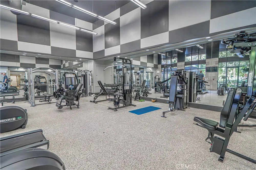24595 Town Center #3302 Valencia, CA 91355