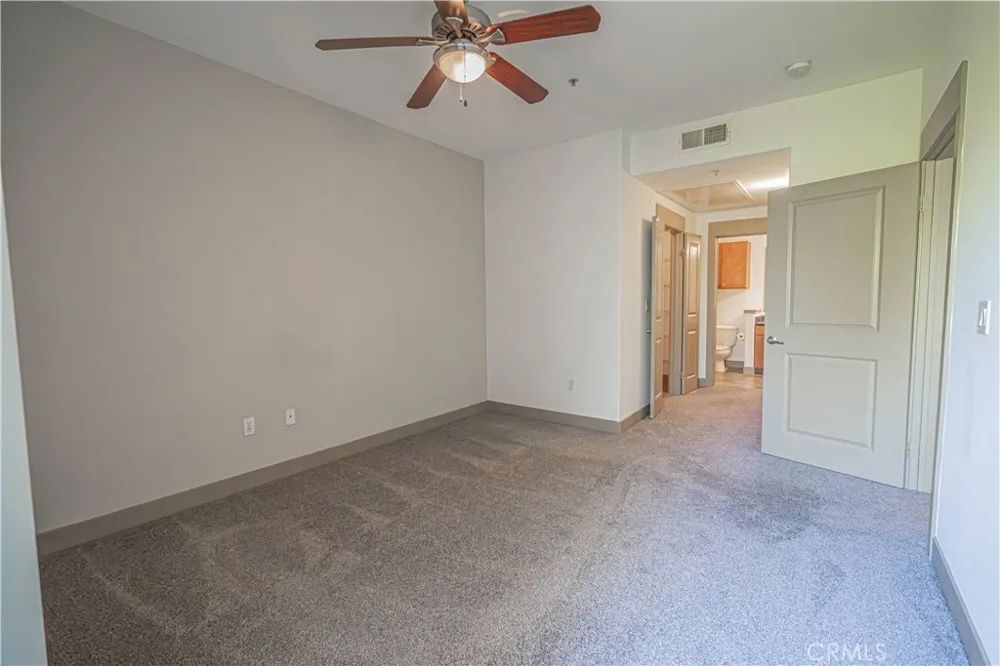 24595 Town Center #3302 Valencia, CA 91355