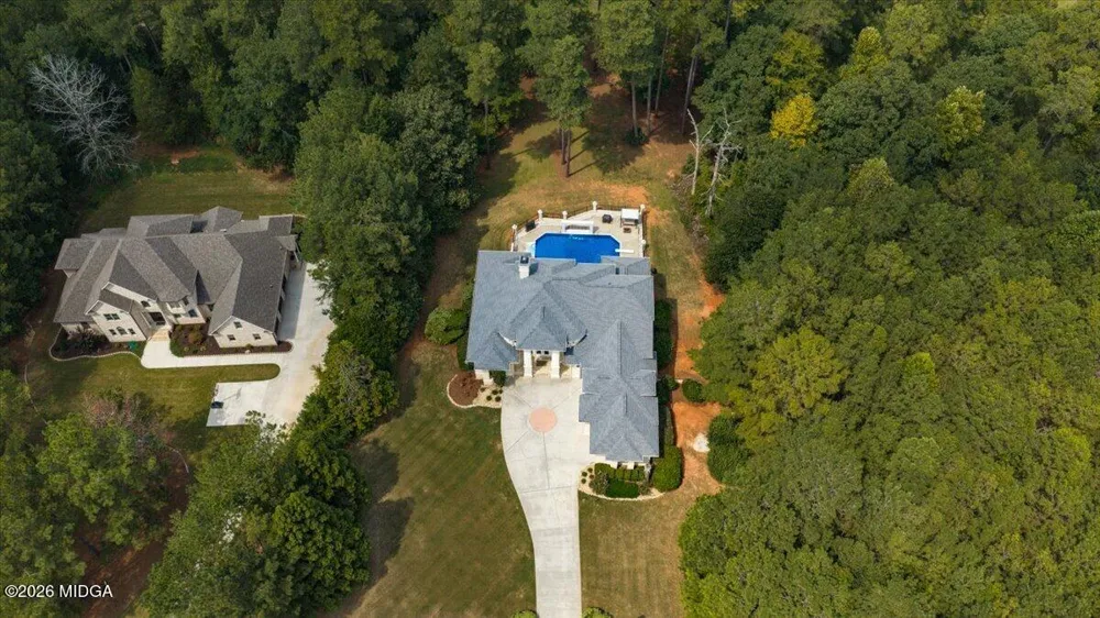 124 Fairway Run Forsyth, GA 31029