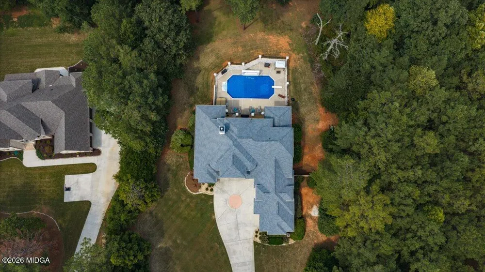 124 Fairway Run Forsyth, GA 31029