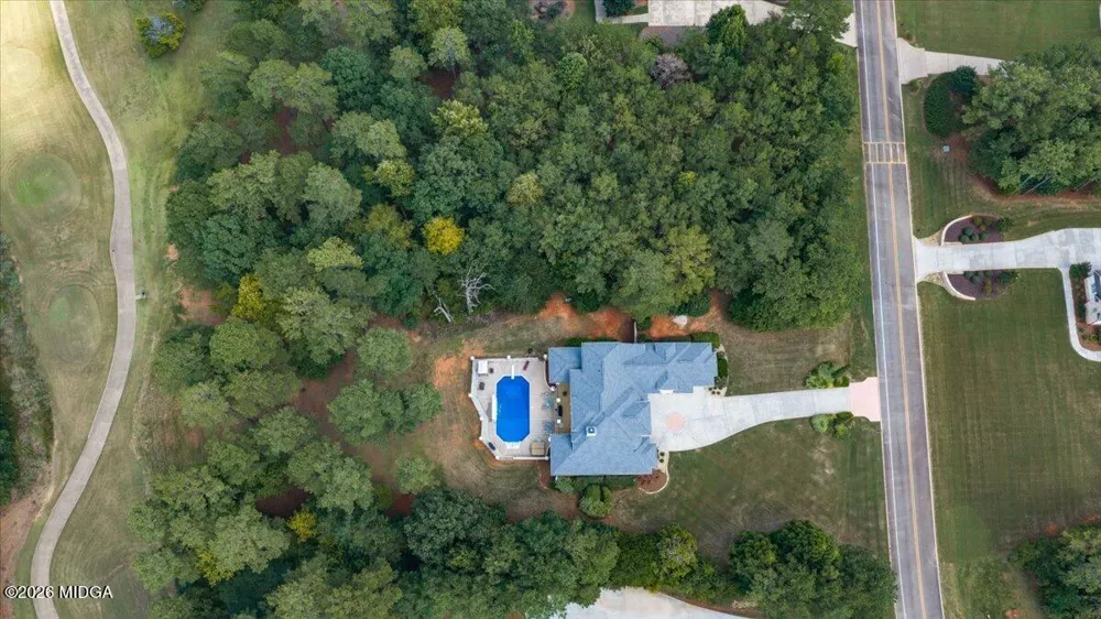 124 Fairway Run Forsyth, GA 31029