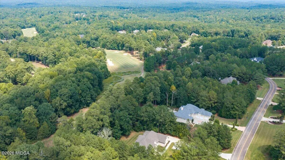 124 Fairway Run Forsyth, GA 31029