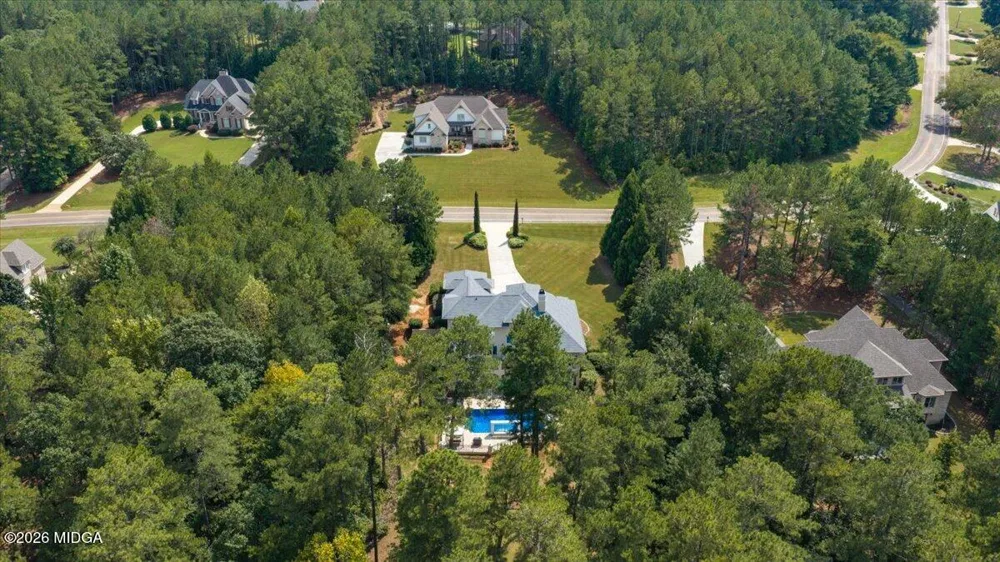 124 Fairway Run Forsyth, GA 31029