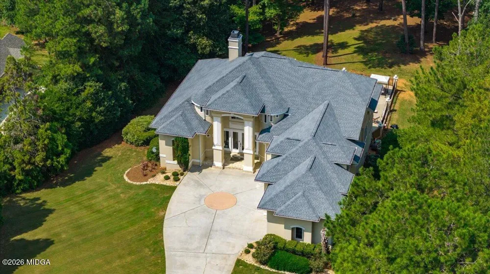 124 Fairway Run Forsyth, GA 31029