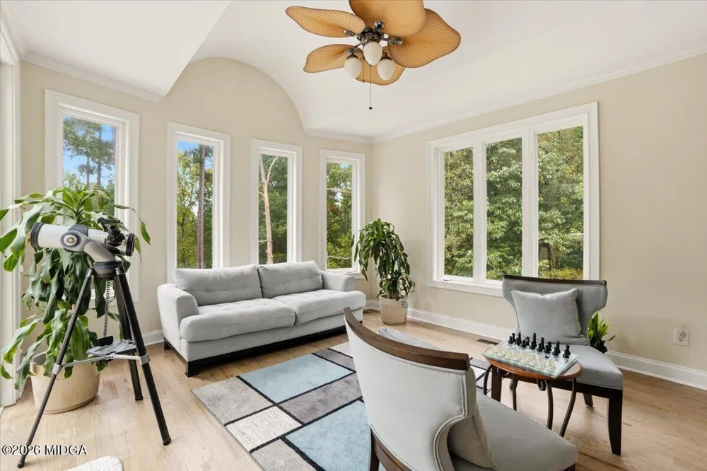 124 Fairway Run Forsyth, GA 31029