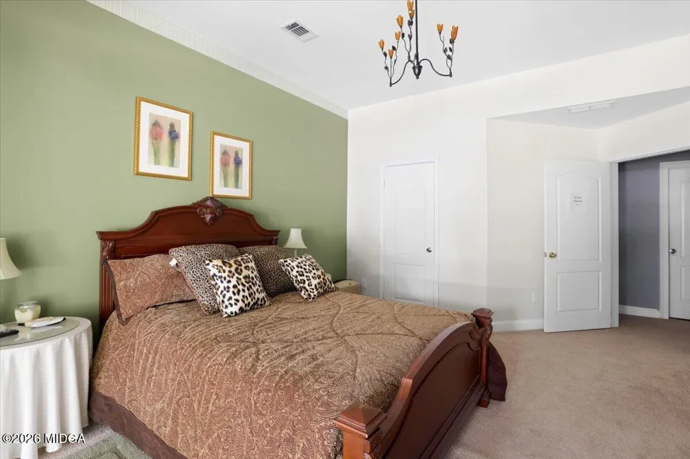 124 Fairway Run Forsyth, GA 31029