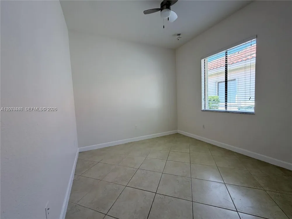 19385 SW 79th Ct Cutler Bay, FL 33157