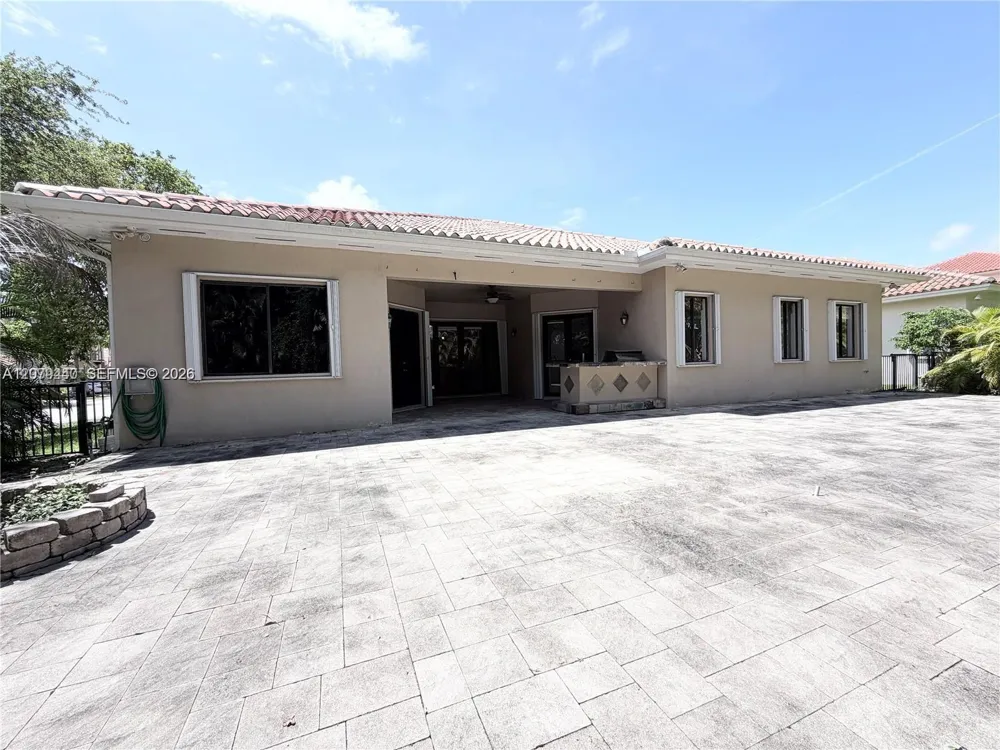 19385 SW 79th Ct Cutler Bay, FL 33157