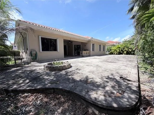 19385 SW 79th Ct Cutler Bay, FL 33157