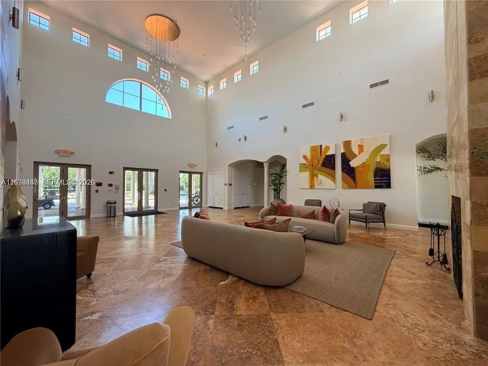 19385 SW 79th Ct Cutler Bay, FL 33157