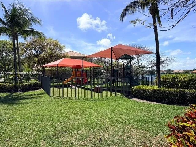 19385 SW 79th Ct Cutler Bay, FL 33157