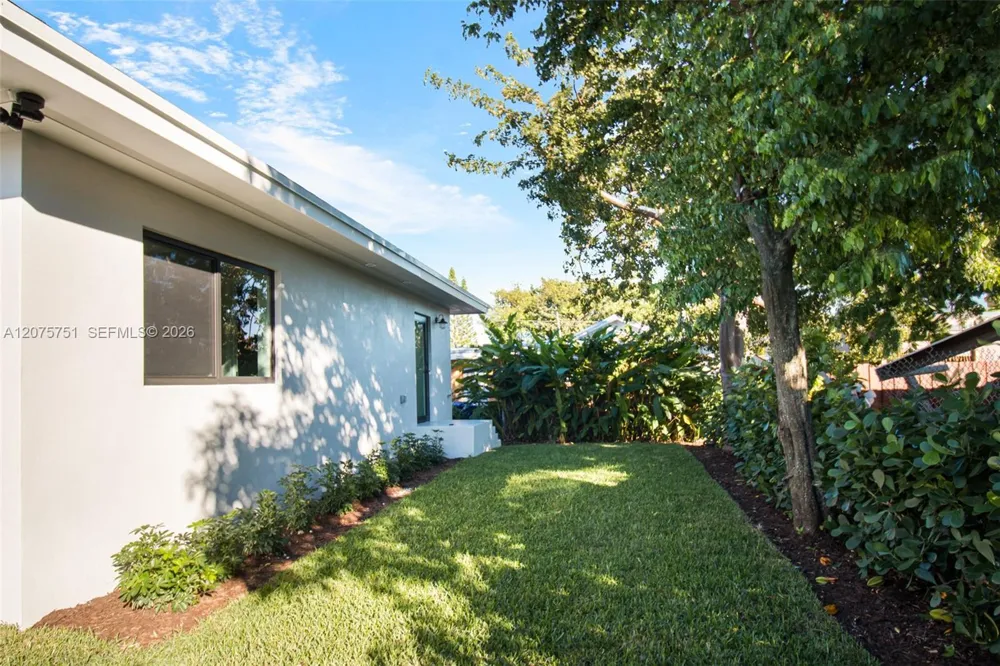 3610 SW 4th St #3610 Miami, FL 33135