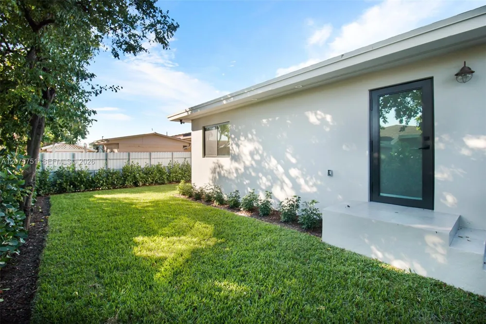 3610 SW 4th St #3610 Miami, FL 33135