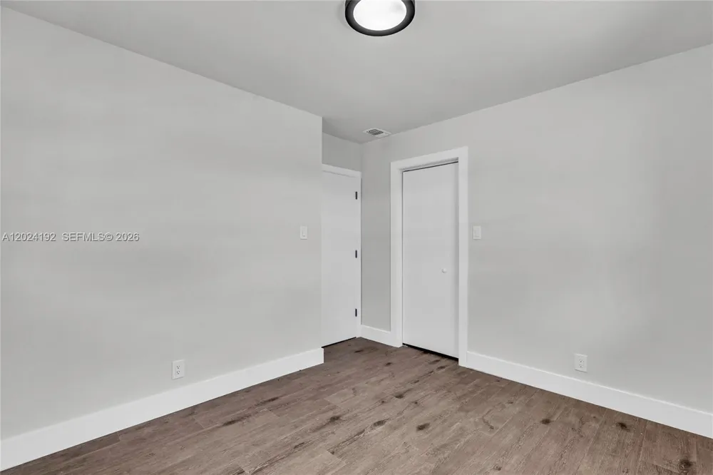 8521 NW 57th Ct Tamarac, FL 33321