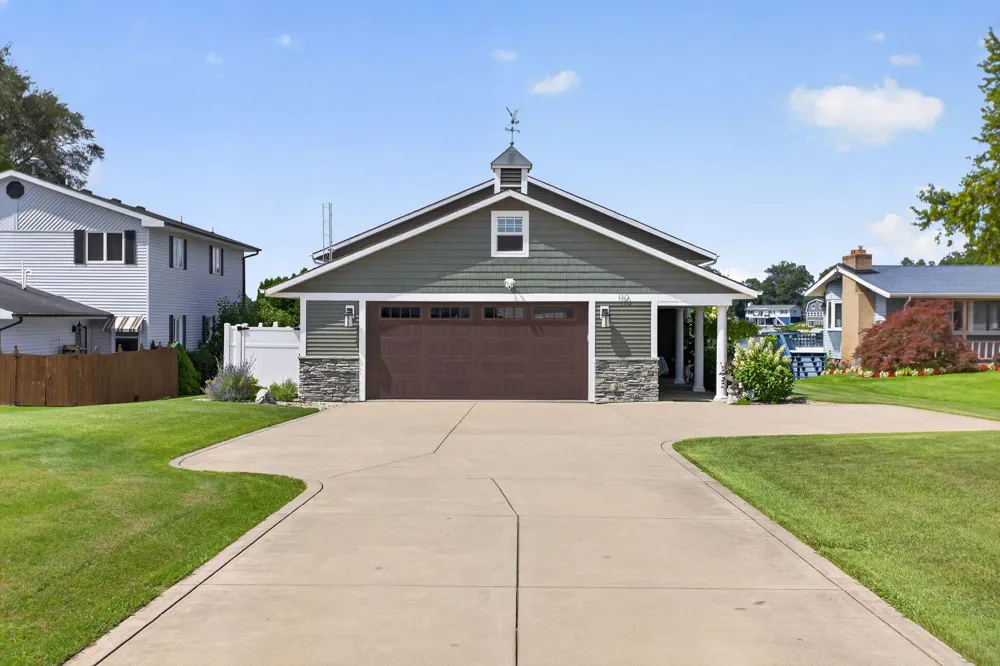 110 Hilltop Court Brooklyn, MI 49230
