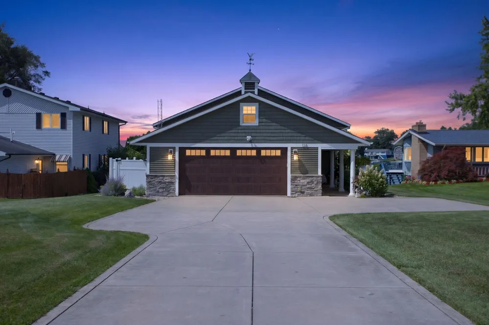 110 Hilltop Court Brooklyn, MI 49230