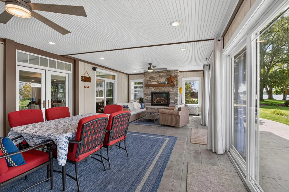 110 Hilltop Court Brooklyn, MI 49230