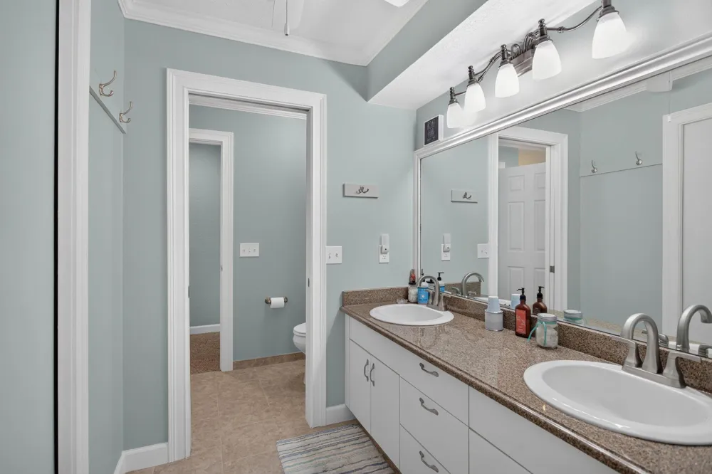 110 Hilltop Court Brooklyn, MI 49230