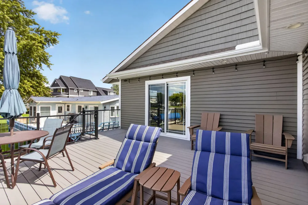 110 Hilltop Court Brooklyn, MI 49230
