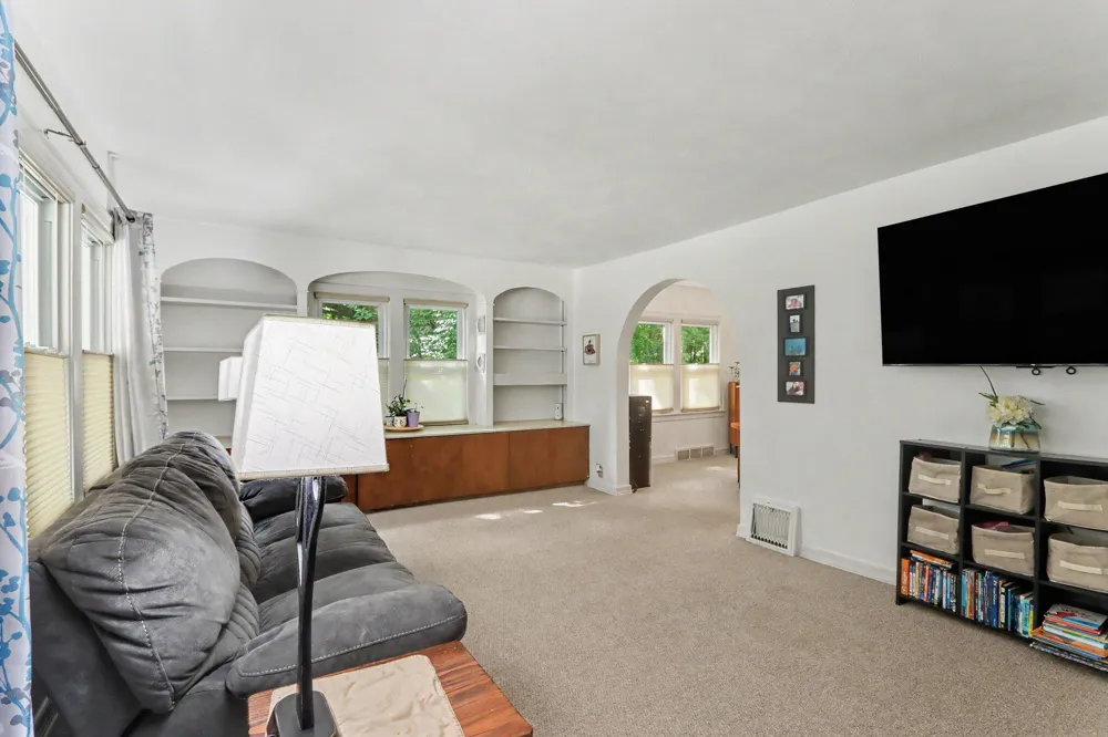 4251 E Kirby Road Battle Creek, MI 49017