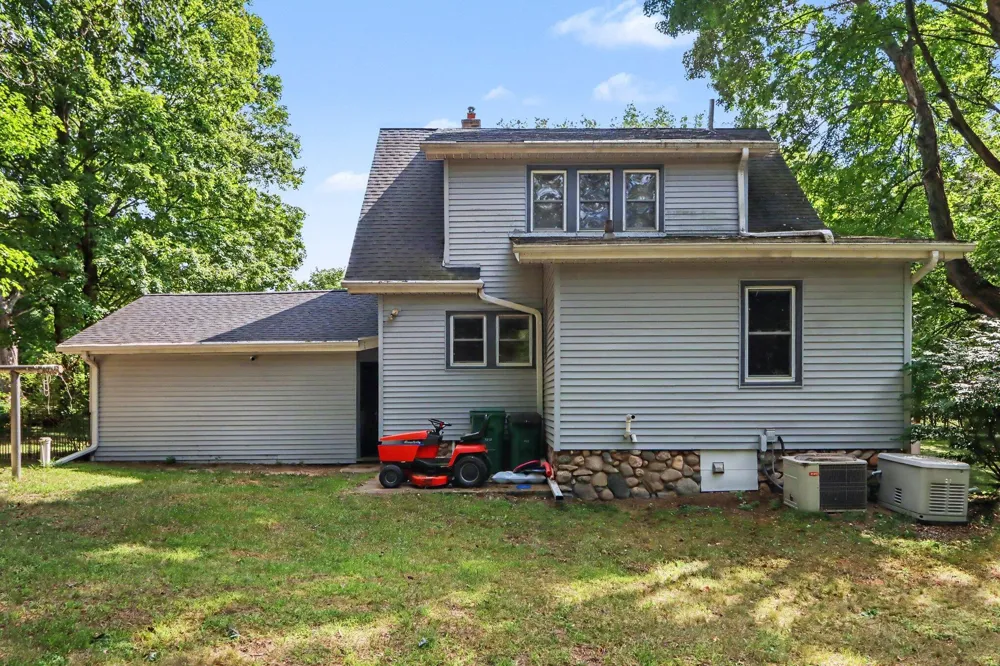 4251 E Kirby Road Battle Creek, MI 49017