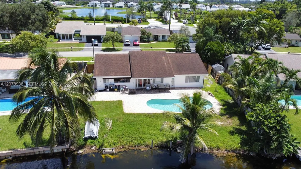 5121 SW 87th Ave Cooper City, FL 33328