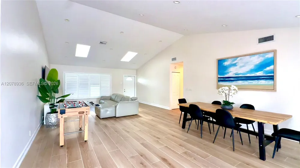5121 SW 87th Ave Cooper City, FL 33328