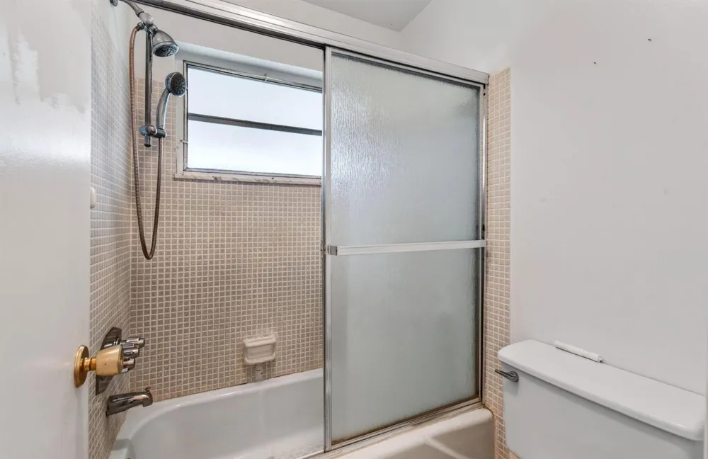 1057 E Circle Terrace Delray Beach, FL 33445
