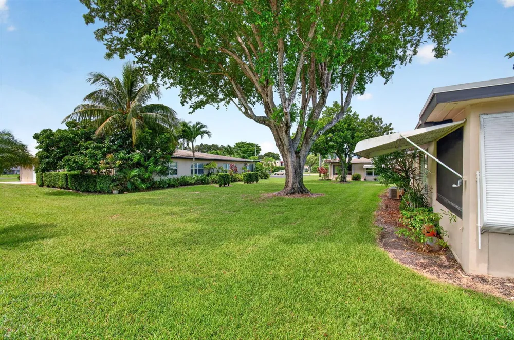 1057 E Circle Terrace Delray Beach, FL 33445