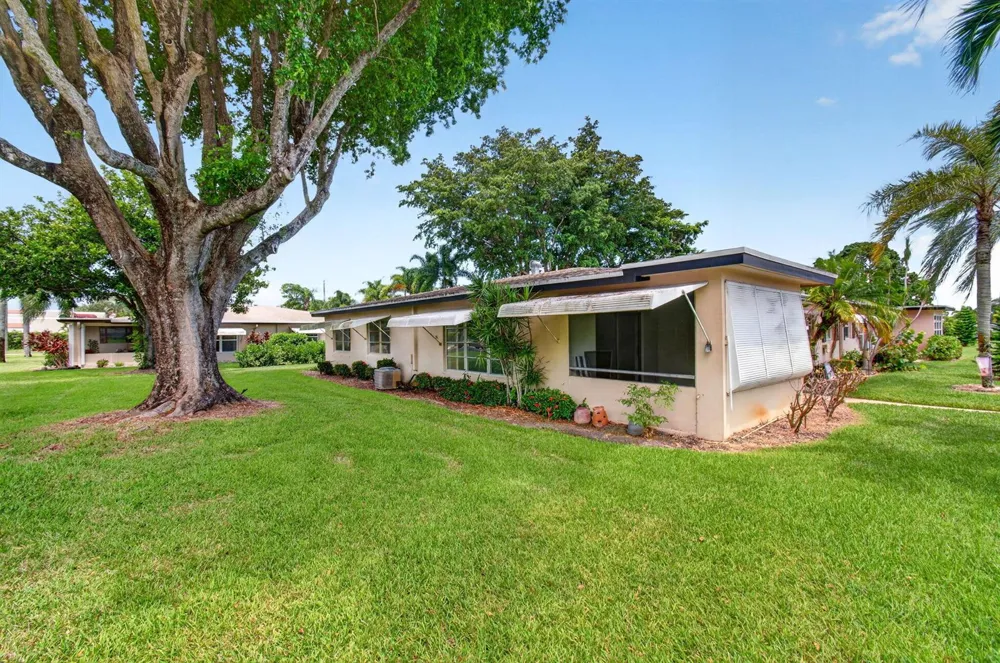 1057 E Circle Terrace Delray Beach, FL 33445