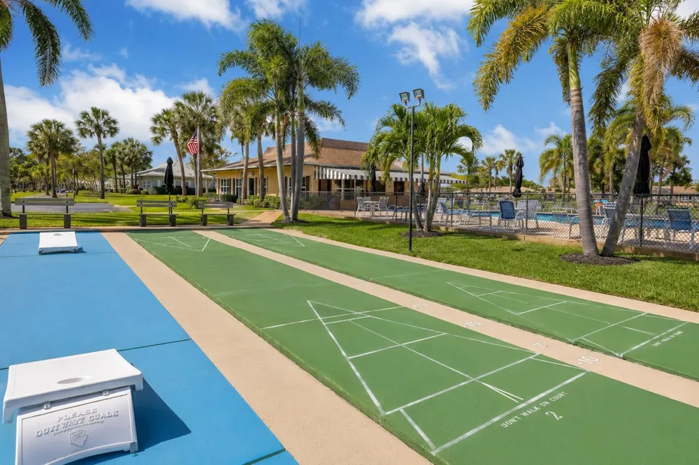1057 E Circle Terrace Delray Beach, FL 33445