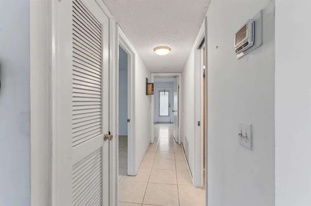 1057 E Circle Terrace Delray Beach, FL 33445