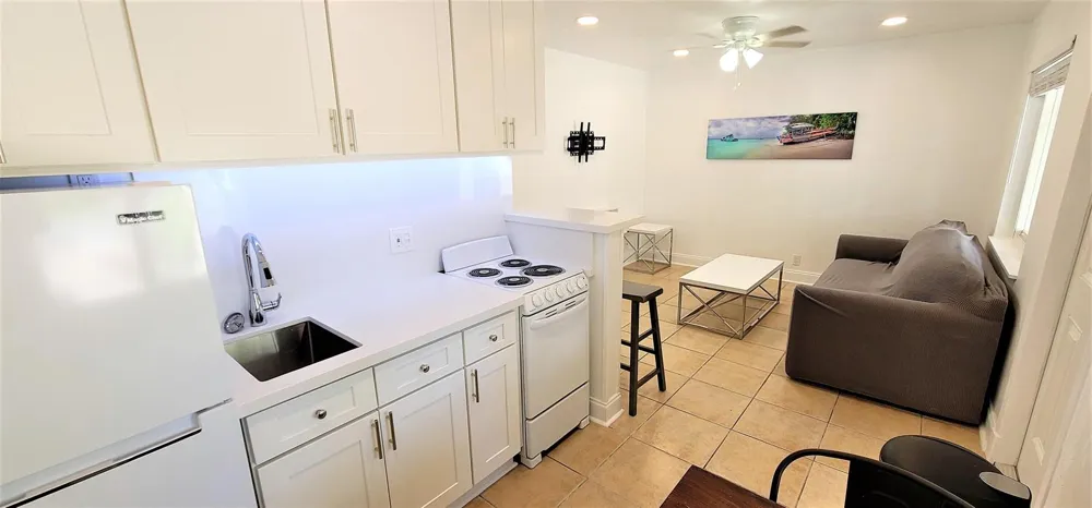101 TACOMA LANE #30 Palm Beach Shores, FL 33404