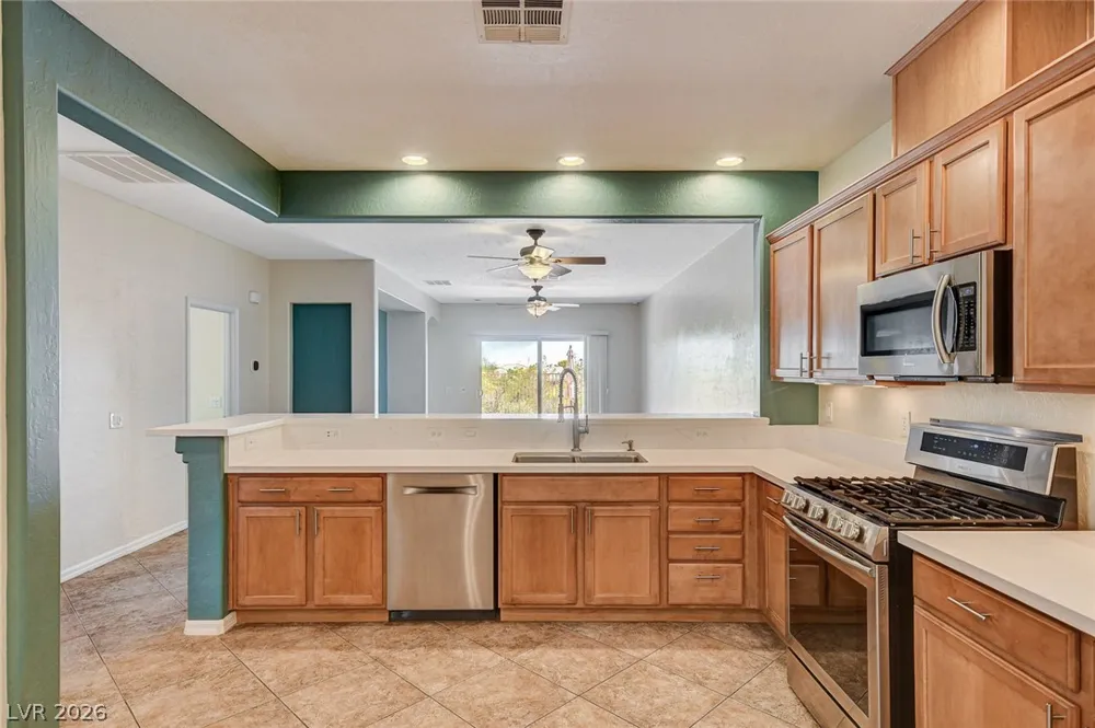 8952 Sandy Isle Court Las Vegas, NV 89131