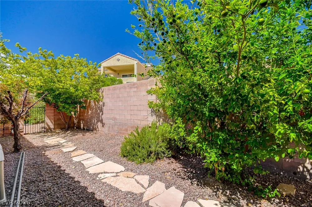 8952 Sandy Isle Court Las Vegas, NV 89131