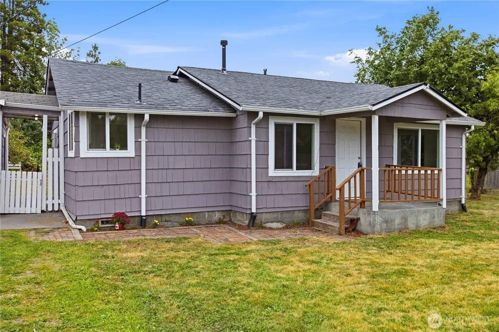 216 4th Avenue SW Pacific, WA 98047