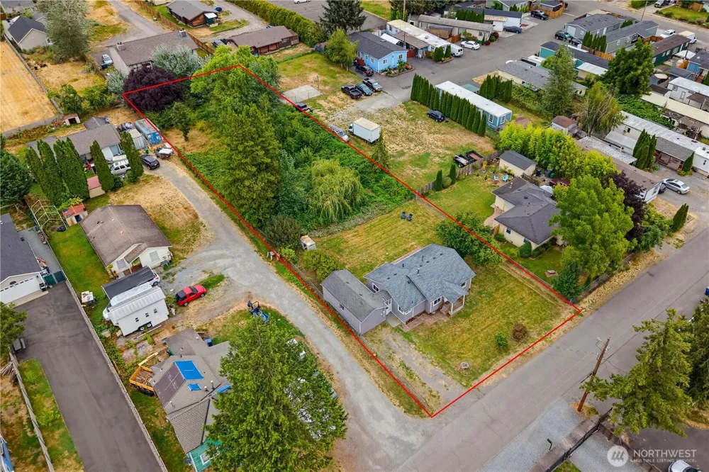 216 4th Avenue SW Pacific, WA 98047