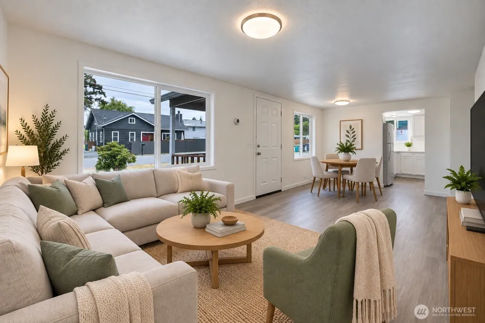 216 4th Avenue SW Pacific, WA 98047